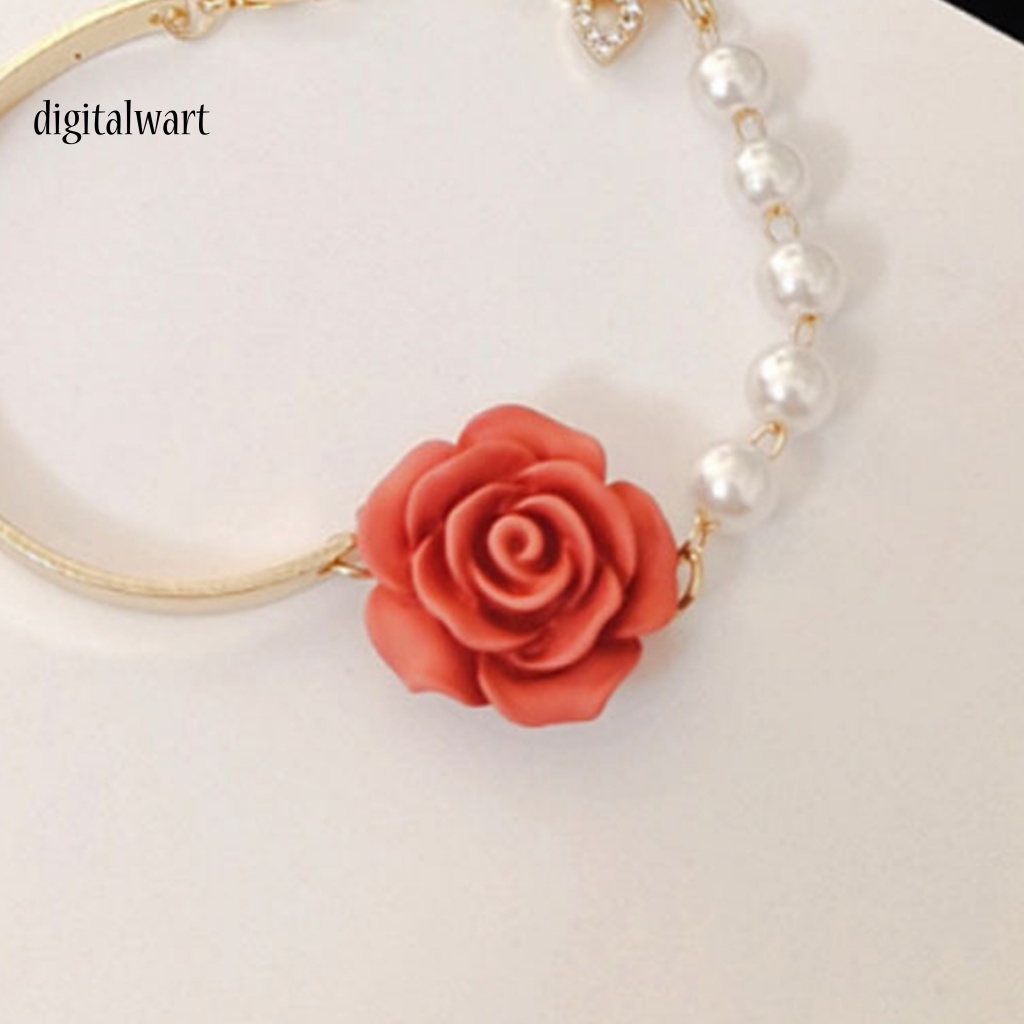 Kỹ Thuật Số| Vòng Đeo Tay Bắt Mắt Bằng Đồng Hình Bướm Chống Mòn Dễ Phối Đồ Thời Trang Cho Nữ