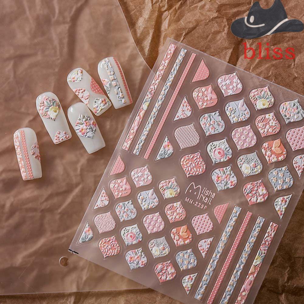 Miếng Dán Trang Trí Móng Tay Họa Tiết Hoa Cúc / Bướm / Trái Tim 3D Dành Cho Nữ