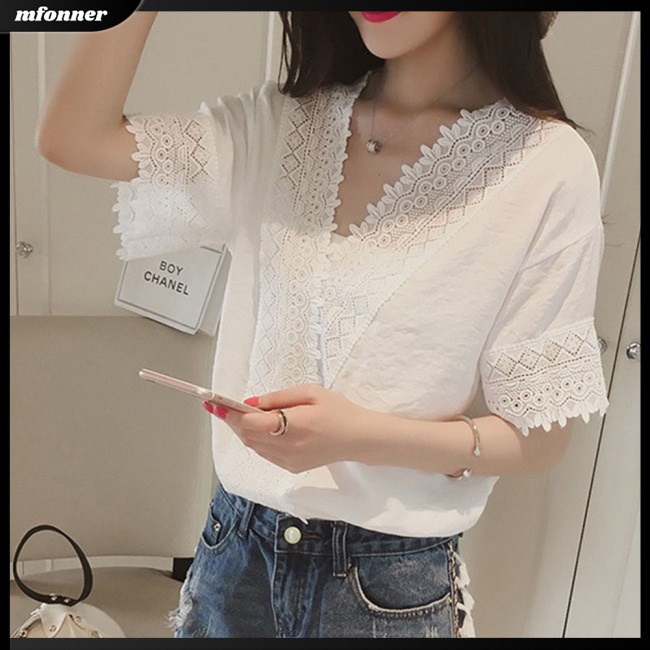 Áo Thun Nữ Cổ Chữ V Phối Ren Lỗ Đơn Giản Dễ Phối Đồ