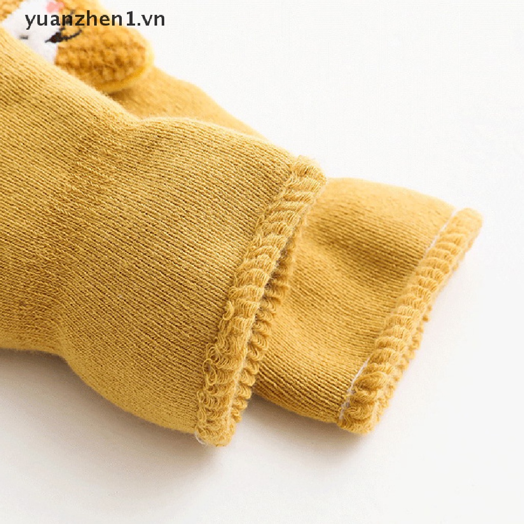 Tất Nhung Dày Chống Trượt Họa Tiết Hoạt Hình Cho Bé