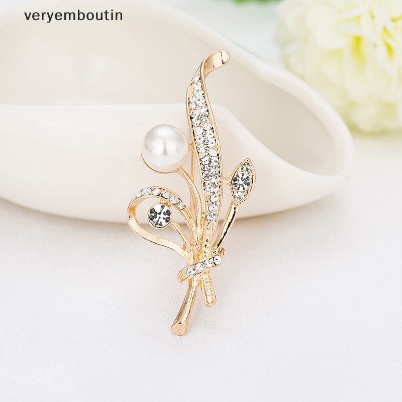 Ghim Cài Áo Hình Hoa Đính Ngọc Trai Nhân Tạo Thời Trang Cho Nữ