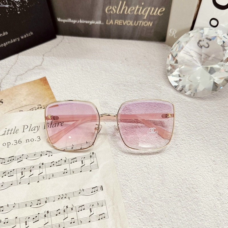 Kính Vuông V10 Chà Neo Chữ X Màu Hồng Baby Đáng Yêu Hot Hit