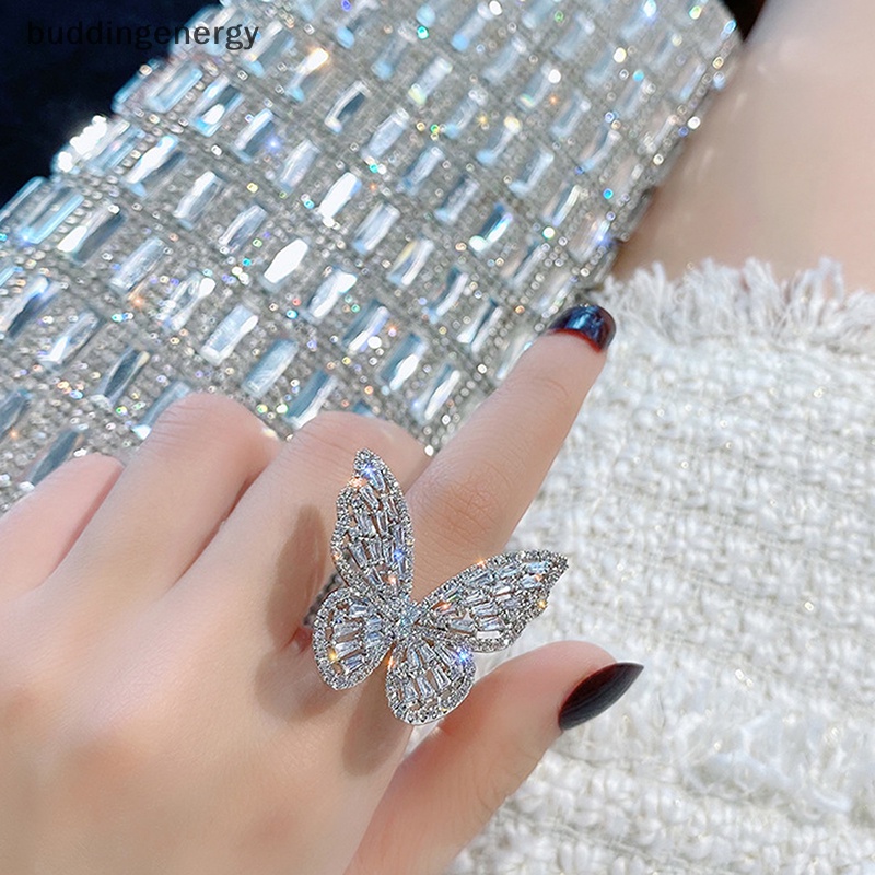{BUDDI} Nhẫn Mở Lớn Đính Đá Zircon Hình Bướm