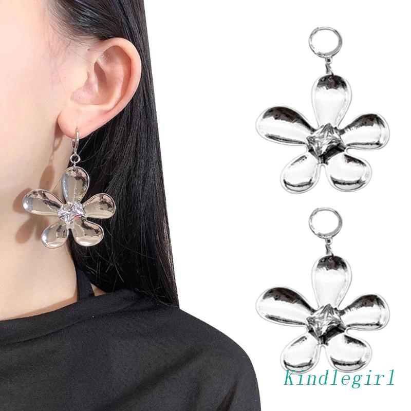 Bông Tai Kim Loại Hình Hoa Đính Kim Cương Giả Đơn Giản Dễ Phối Đồ Dành Cho Nữ