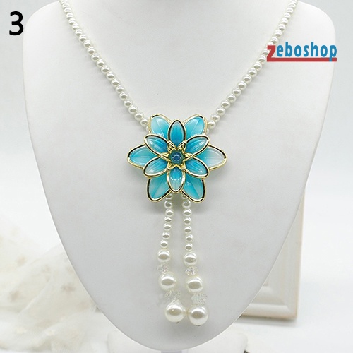 Vòng cổ Mặt Hoa Đính Ngọc Trai Nhân Tạo Thời Trang Dành Cho Nữ