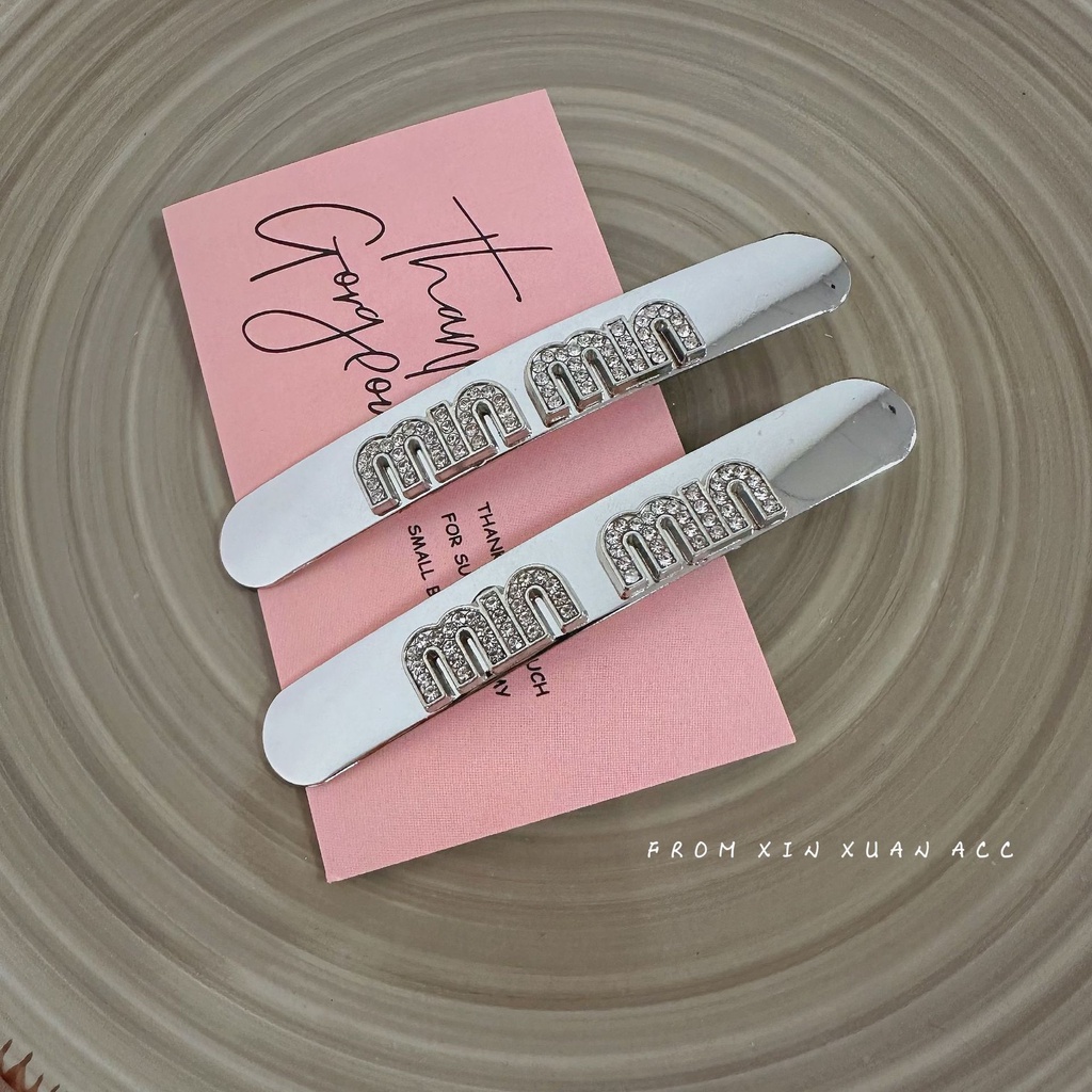 Kẹp Tóc Mỏ Vịt Đính Chữ Thời Trang Cho Nữ