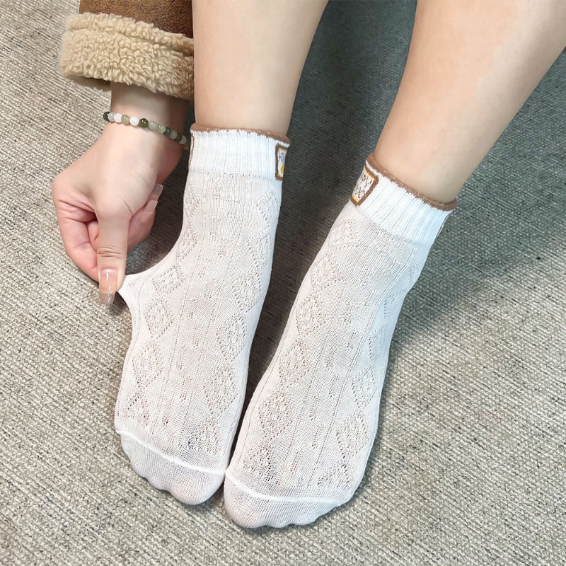 Bộ 5 Đôi Vớ Ngắn Bằng Cotton Thoáng Khí Chống Trượt Họa Tiết Gấu Hoạt Hình Phong Cách Harajuku Cho Nữ