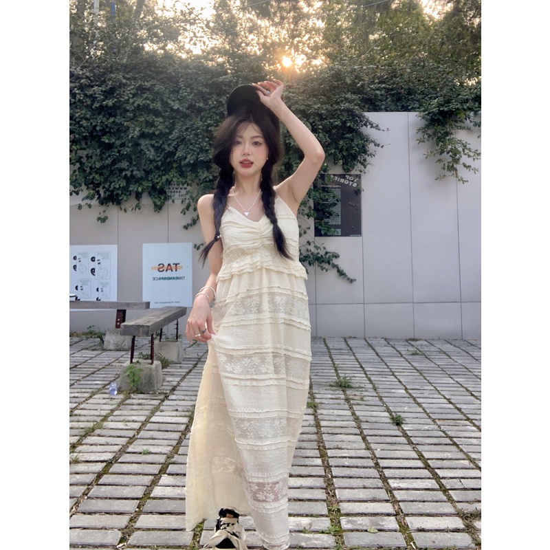 Đầm Ren Hai Dây Lãng Mạn Phong Cách Mới 2023