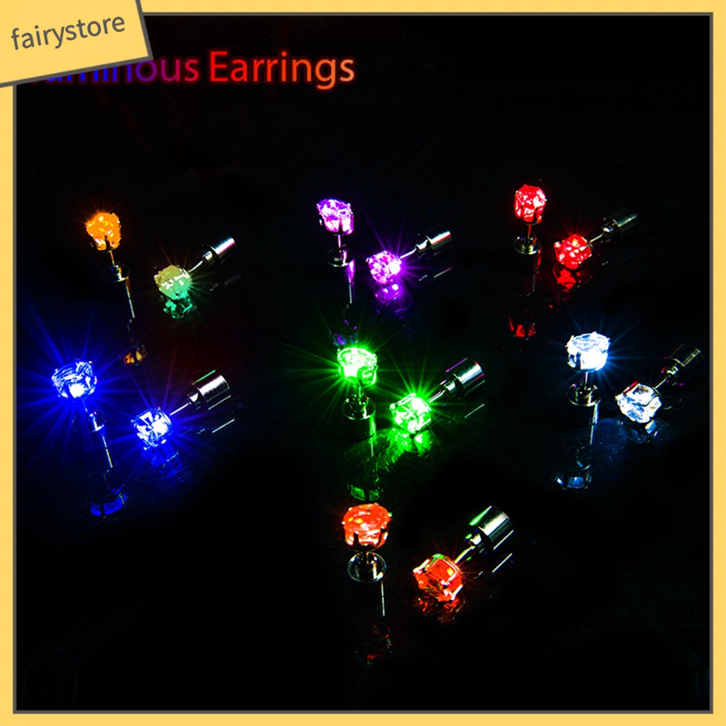 1 Bông Tai Đinh Tán Có Đèn LED Trong Suốt Nhỏ Gọn Cho Nữ