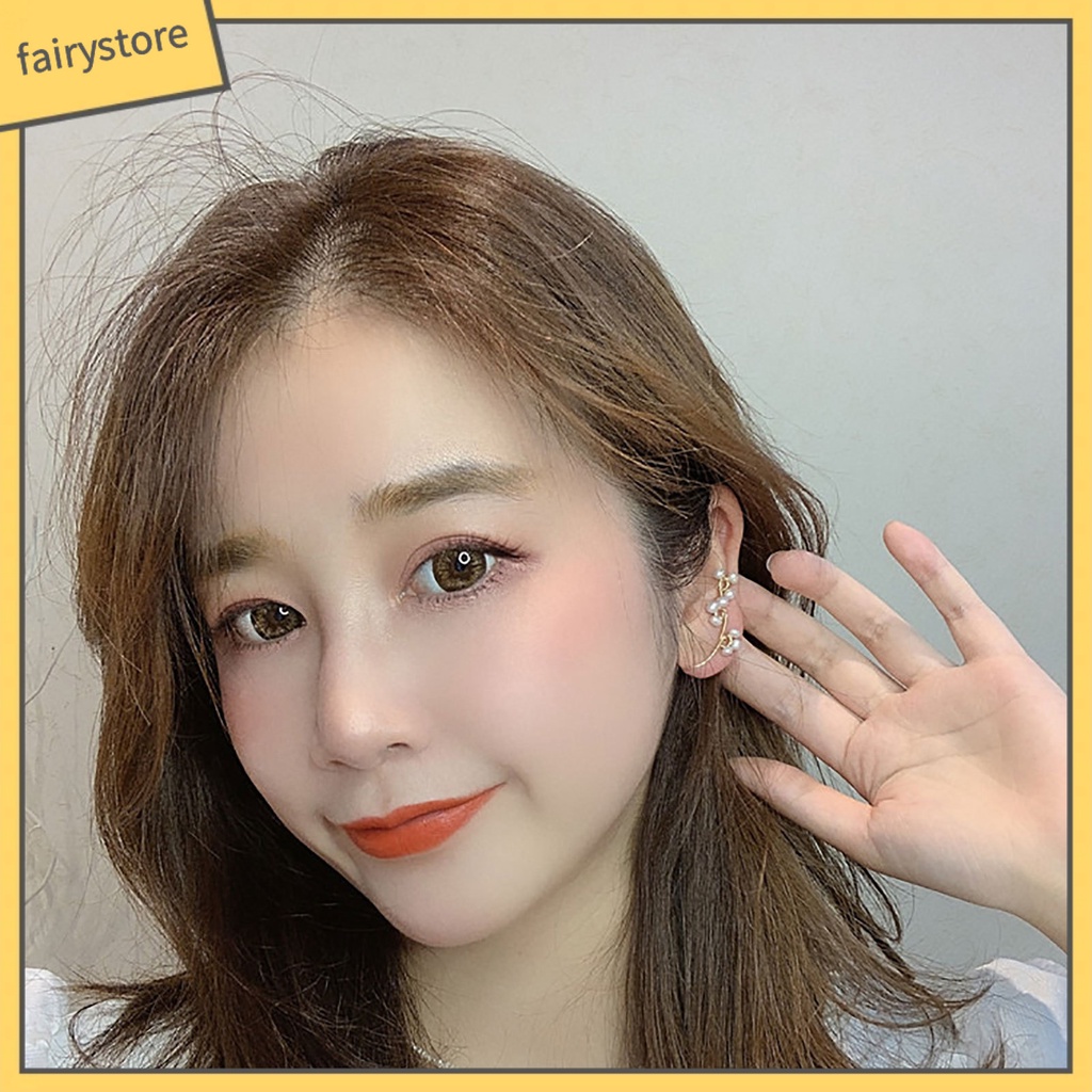 1 Khuyên Vành Tai Hình Bông Hoa Đính Ngọc Trai Nhân Tạo Thời Trang