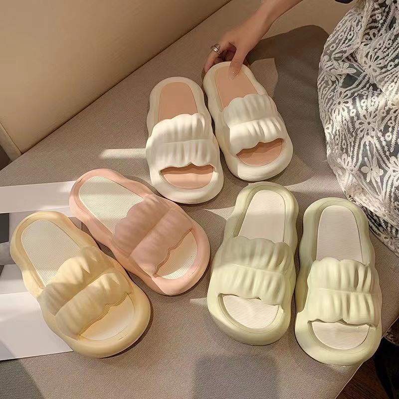 Dép Nữ Mềm Mại Và Thoải Mái Nền Tảng Chống Trượt Trang Phục Ở Nhà Giày Mây Nhẹ Mùa Hè