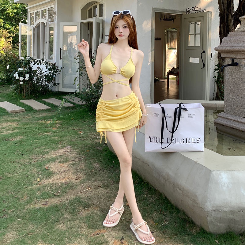 Bộ Đồ Bơi Ba Mảnh Màu Vàng Sáng Quyến Rũ Cho Nữ