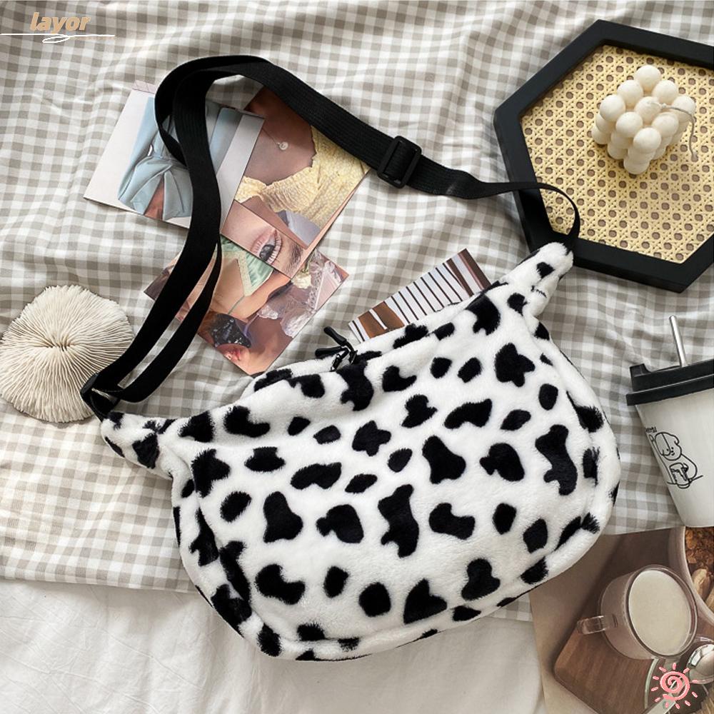 Túi Đeo Chéo Cỡ Lớn Họa Tiết Bò Sữa Độc Đáo