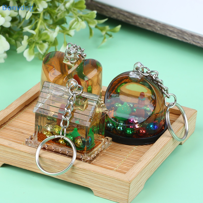 1 Móc Chìa Khóa Xe Hơi / Xe Máy Bằng Kim Loại Thiết Kế Sáng Tạo Dùng Làm Quà Tặng Giáng Sinh