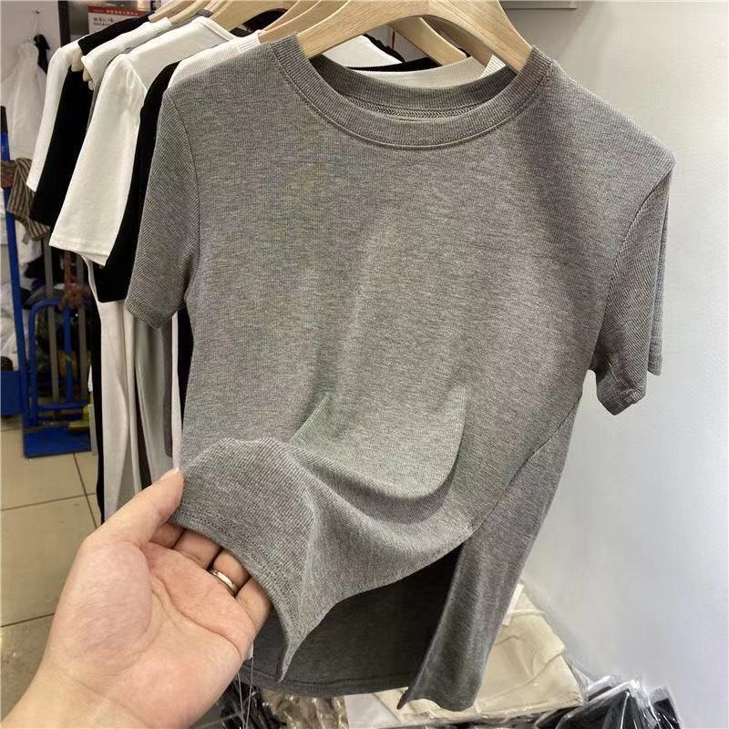 Áo Thun Tay Ngắn Cổ Tròn Thiết Kế Xẻ Tà Phong Cách Hàn Quốc Mới