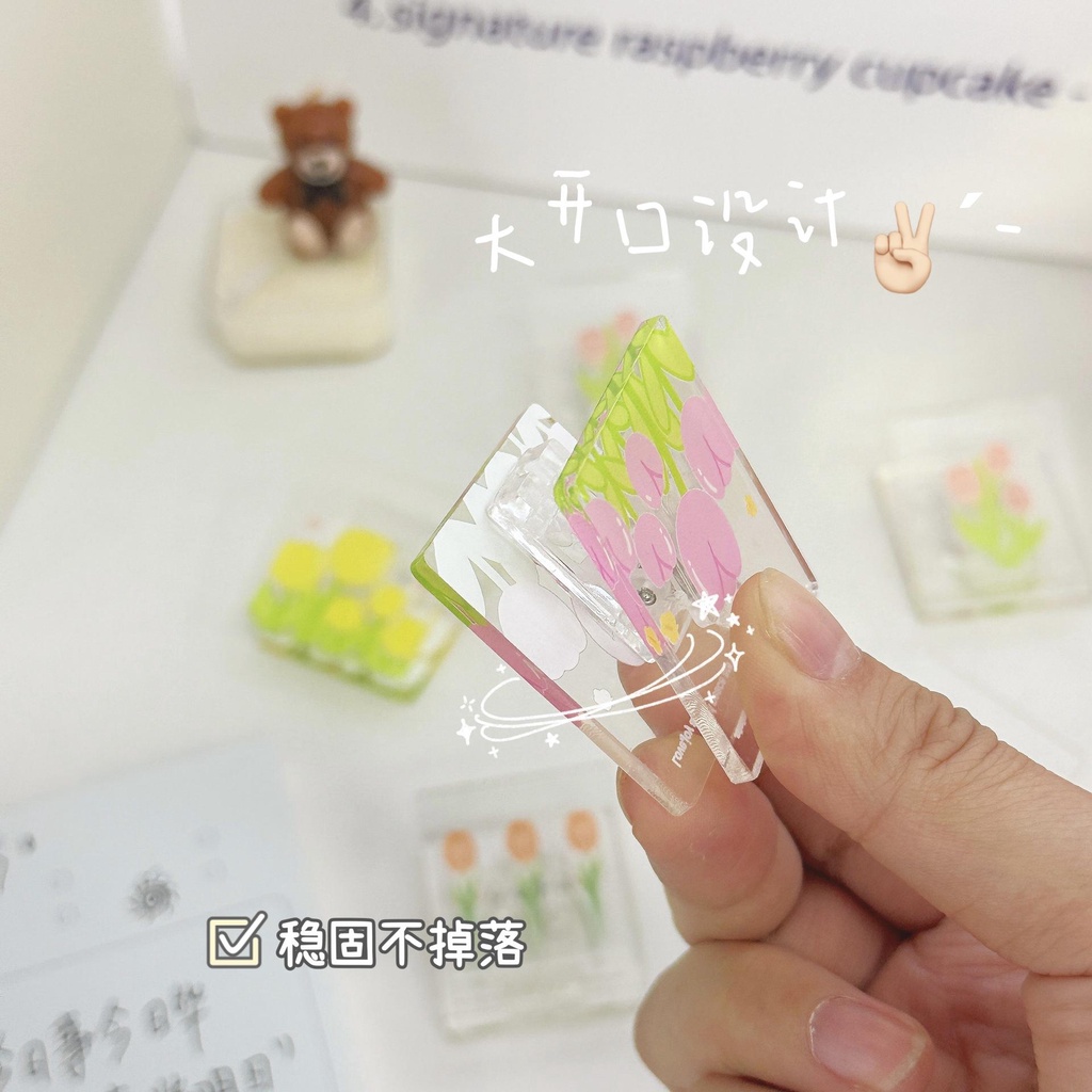 Kẹp giấy mica trong suốt hình bông hoa Tu.Lip KG01 KAMI, kẹp tài liệu