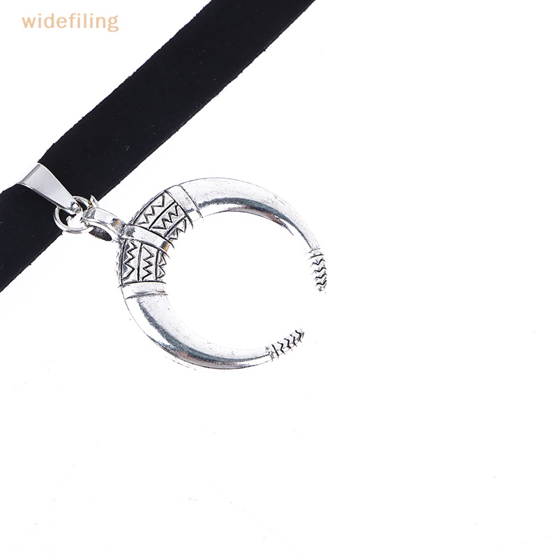 Vòng Cổ Choker Dây Nhung Đen Đính Mặt Trăng Phong Cách Gothic