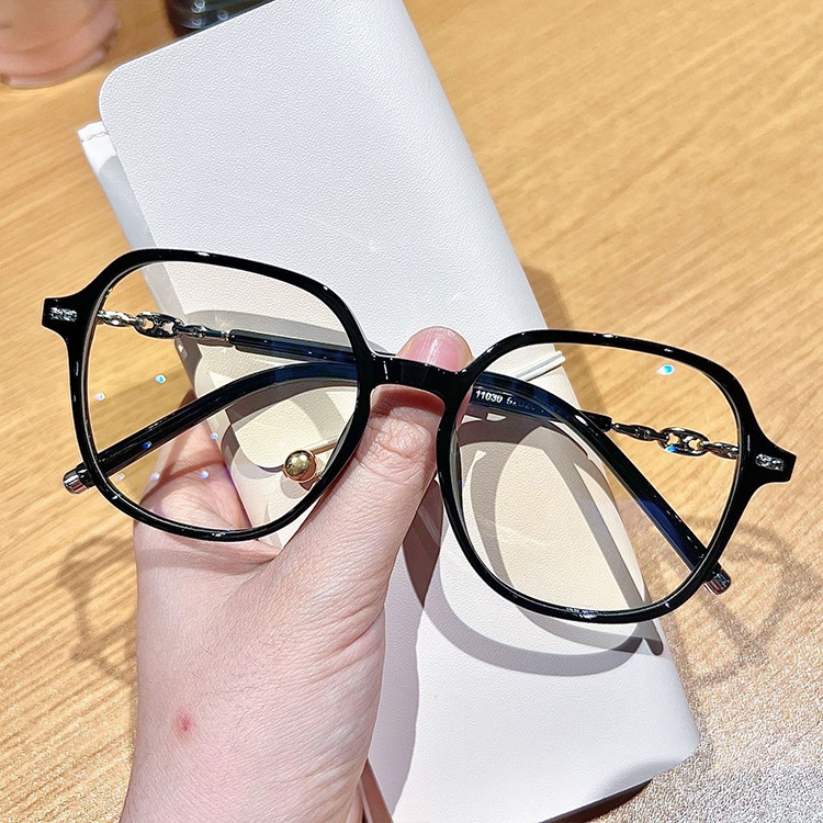 Kính Mát TR90 Chống Tia Bức Xạ Cho Cả Nam Và Nữ