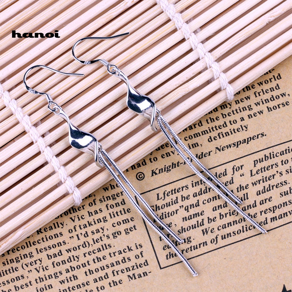 Bông Tai Hợp Kim Dáng Dài Phối Tua Rua Màu Bạc Thời Trang Cho Nữ