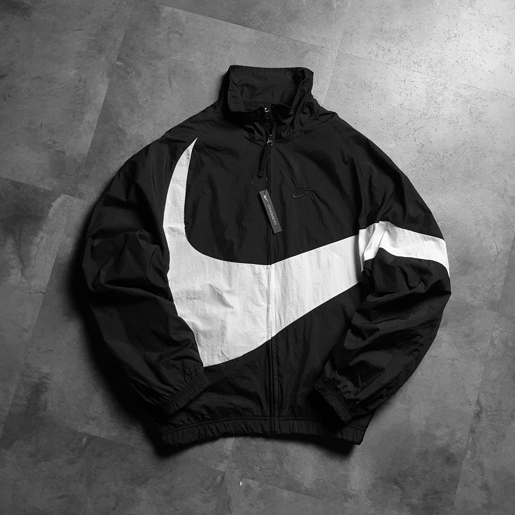 Áo khoác gió NIKE Big Swoosh-Xuất dư-Đen logo trắng