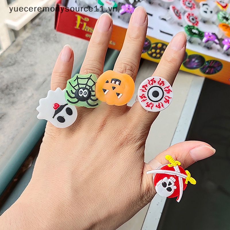 Esys 5 cái đèn led ánh sáng halloween vòng phát sáng bí ngô ma sọ nhẫn trẻ em quà tặng halloween trang trí tiệc cho đạo cụ kinh dị tại nhà.