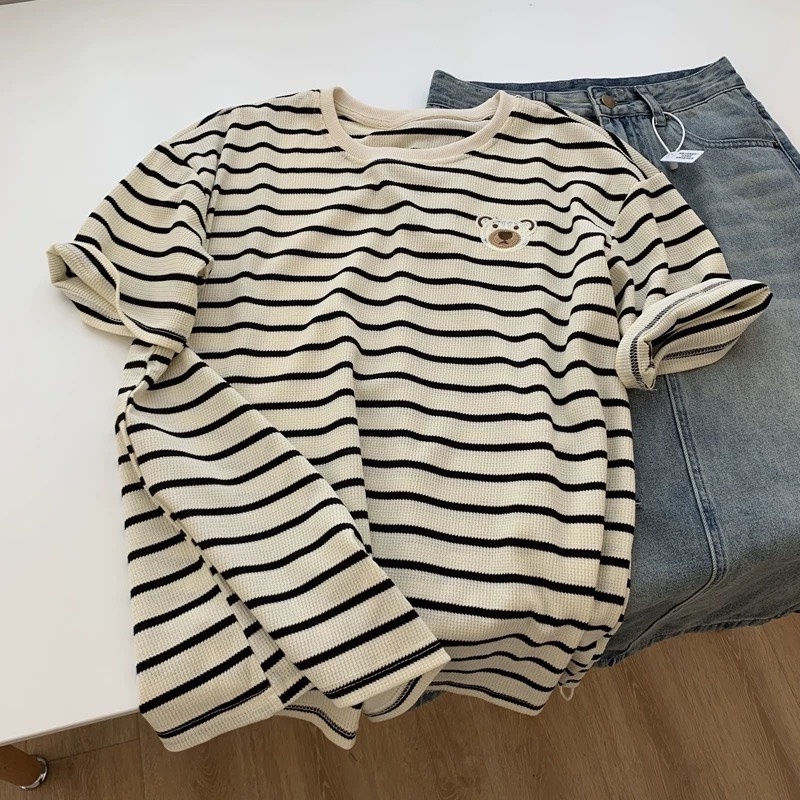 Áo thun baby tee nữ basic tay ngắn thêu gấu thêu gấu họa tiết HASCOO. TTG