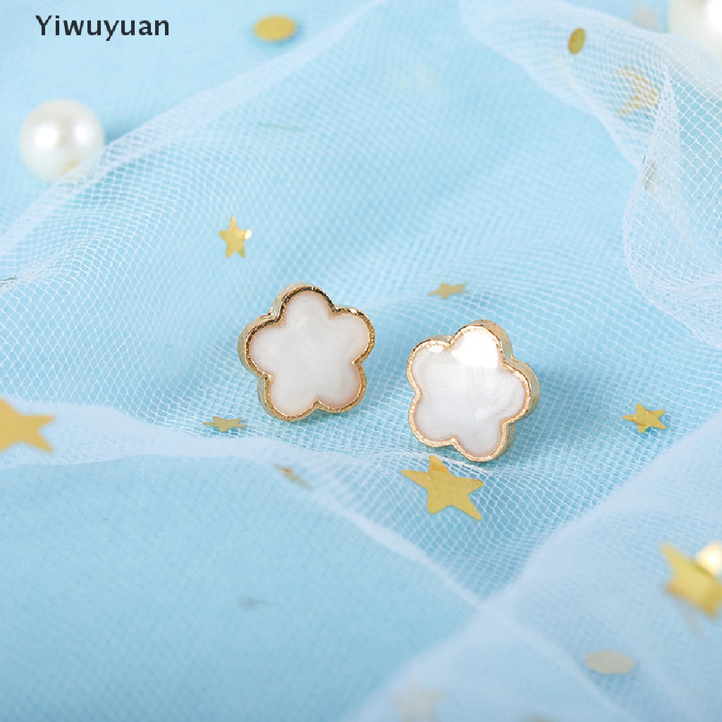 1 Đôi Bông Tai Hợp Kim Hình Bông Hoa Màu Trắng Thời Trang Dành Cho Nữ