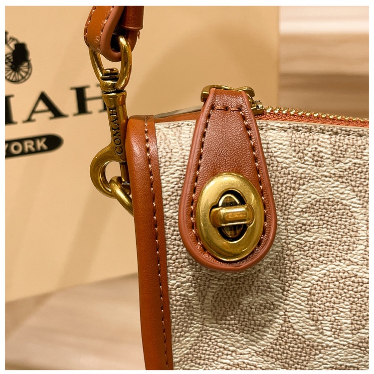 Túi Đeo Vai Famy Dáng Vuông Nhỏ Thời Trang 2023 Sang Trọng Cho Nữ