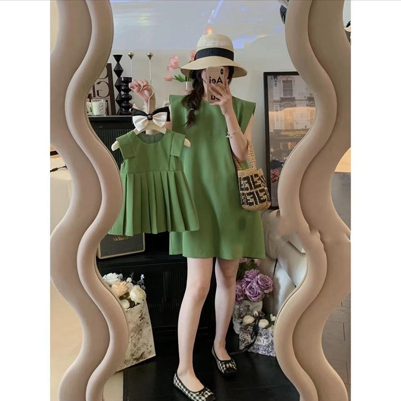 Đầm Thời Trang Mùa Hè 2023 Phong Cách Mới Cho Mẹ Và Bé Gái