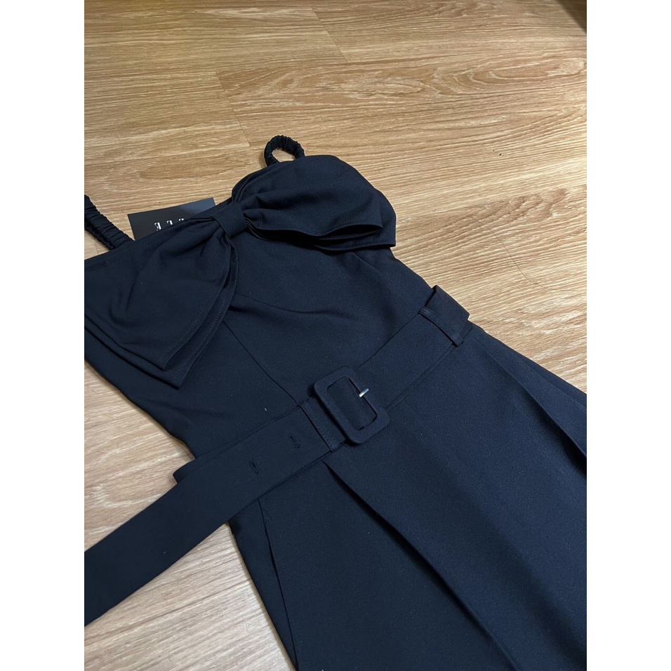 Jumpsuit Nơ Ngực E.l.le