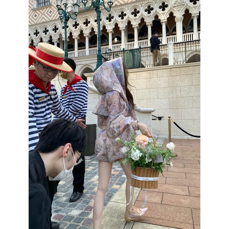 Áo Khoác Ôm Dáng Có Mũ Trùm Thời Trang Mùa Hè 2023 Cho Nữ