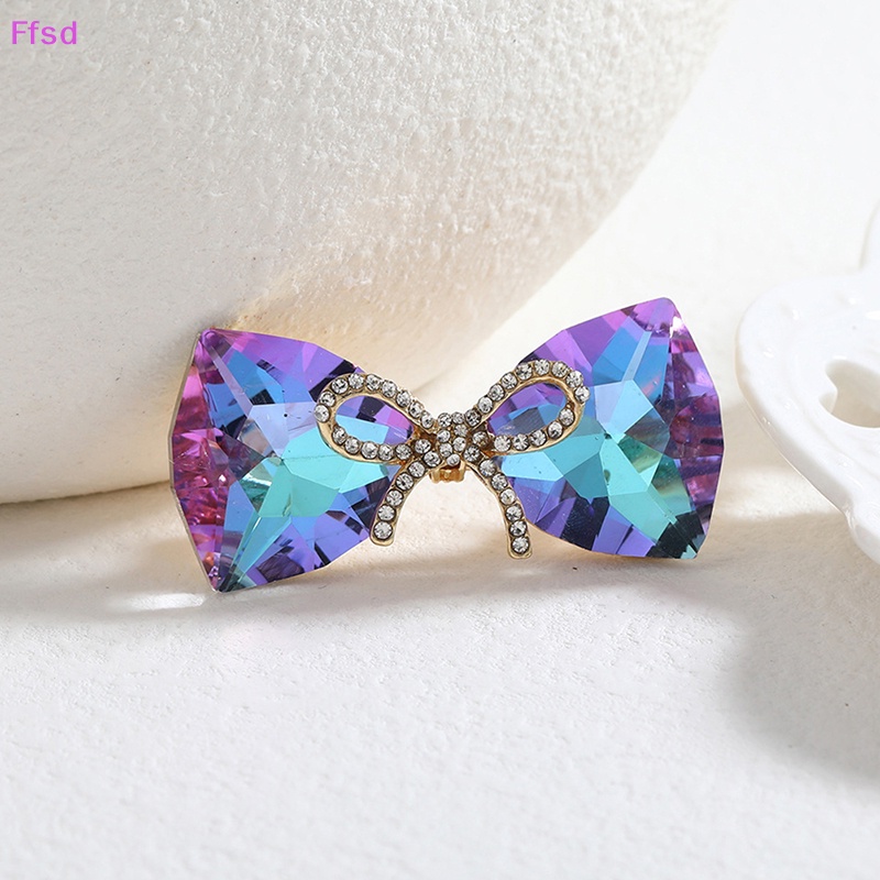 Ghim Cài Áo Hình Nơ Đính Đá Pha Lê / Ngọc Trai Thời Trang Cho Nữ