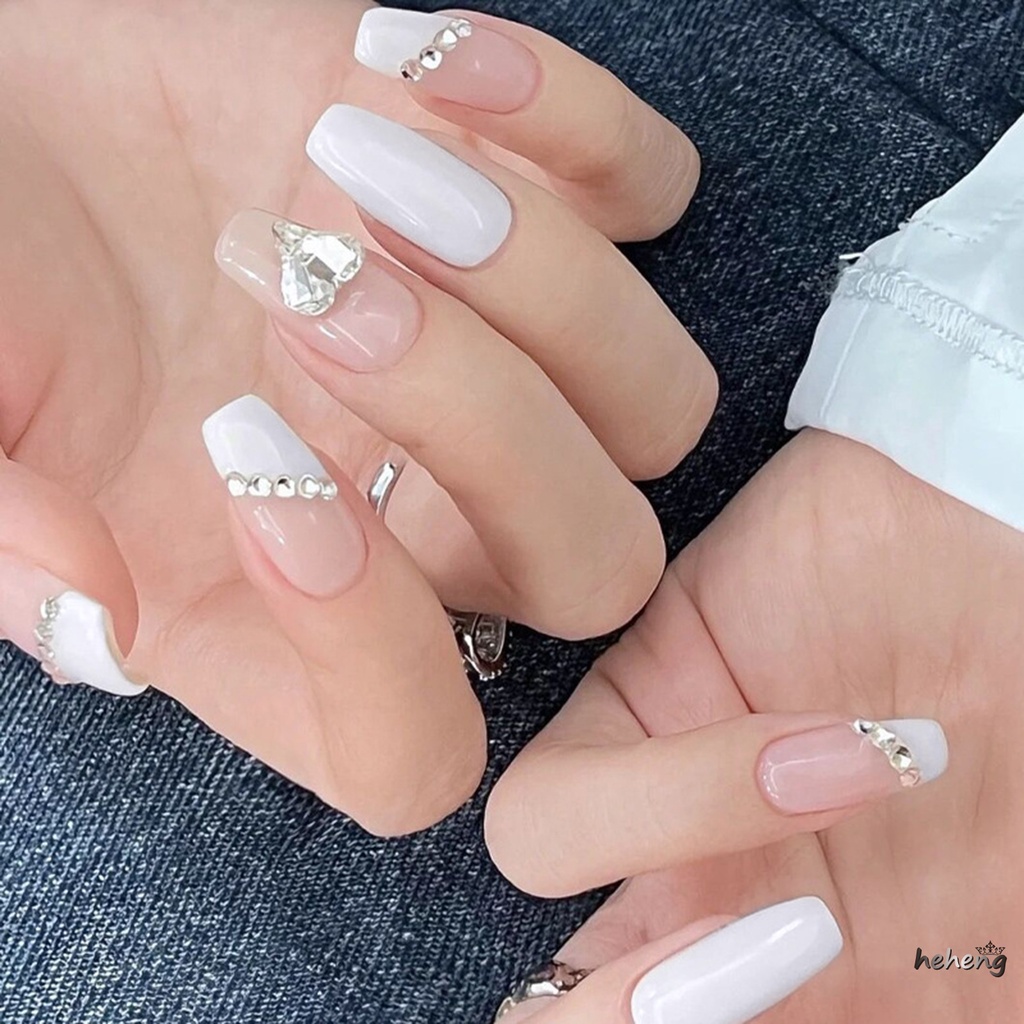 Móng Tay Giả Múa Ba Lê Trong Suốt Dạng Nhấn Trang Nhã Và Thanh Lịch