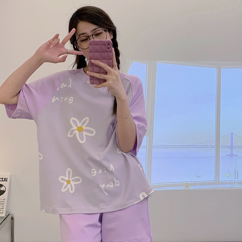Bộ Đồ Ngủ Áo Tay Ngắn Phối Quần Short Dáng Rộng In Hoa Tím Dễ Thương Thời Trang Mùa Hè Cho Bạn Gái