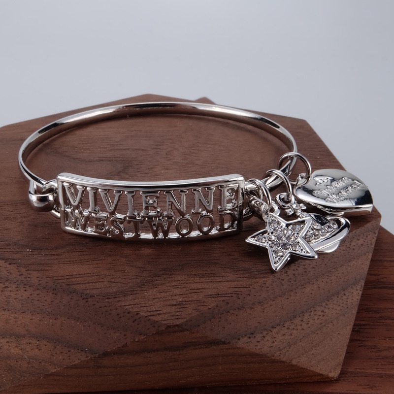 Vòng Tay Vivienne Westwood Love Vỏ Sò Tự Nhiên
