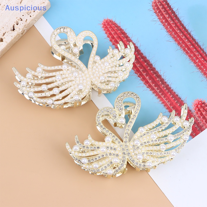 Kẹp Tóc Hình Cá Mập Đính Đá Ngọc Trai Thời Trang Cho Nữ