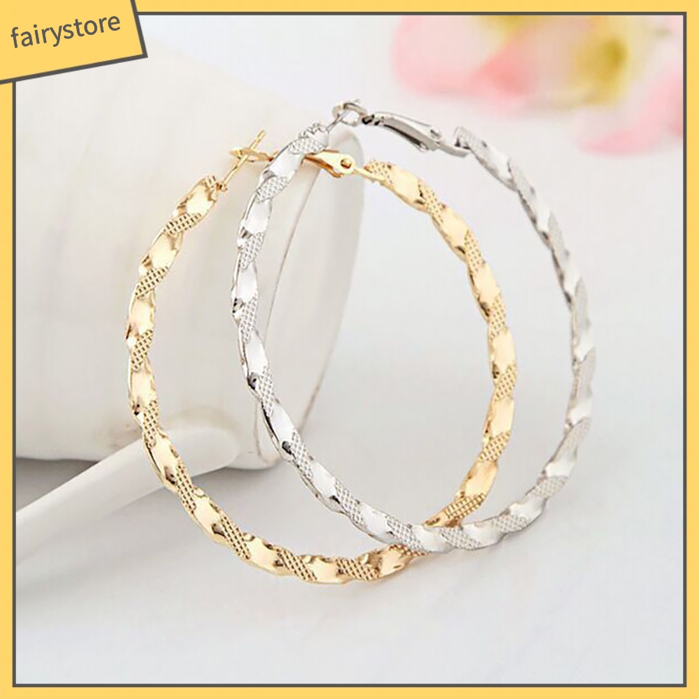 Khuyên Tai Vòng Tròn Lớn Xoắn Lớn Thời Trang Cho Nữ