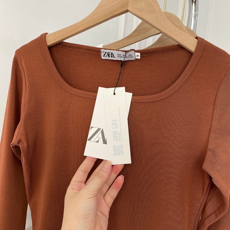 Áo Thun Nữ CRopTop Dài Tay Chely Cổ Vuông Cotton Borip Co Giãn Đơn Giản Basic Trẻ Trung Năng Động | BigBuy360 - bigbuy360.vn