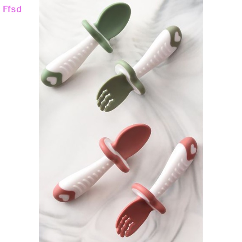 Bộ Muỗng Nĩa Bằng Silicon Mềm Tay Cầm Ngắn Tập Ăn Cho Bé