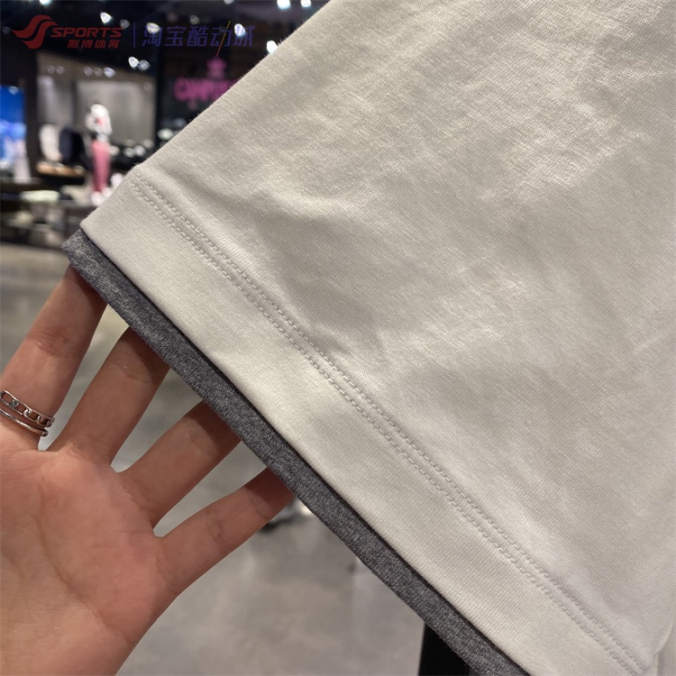 Áo Thun Adidas Chính Hãng 100% Cotton Dáng Rộng Cổ Thuyền Màu Gradient IP7543 IP7542