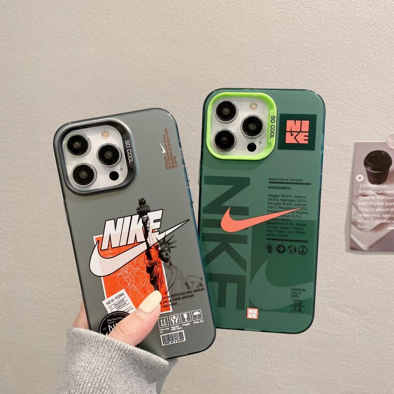 Ốp Điện Thoại Cứng In Logo NIKE Màu Xanh Lá Cho iPhone 14 / 13 / 12 Pro max / 13Pro / 12Pro / 12 / iPhone 11 / 14 Pro max