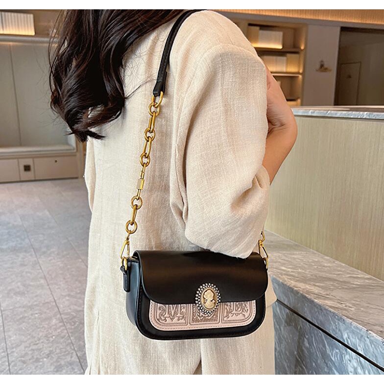 Túi Đeo Chéo Dây Xích Thiết Kế Mới Thời Trang Dành Cho Mùa Hè