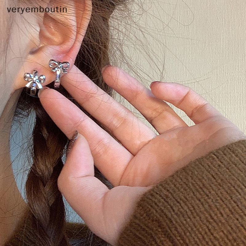 1 Đôi Bông Tai Kim Loại Hình Chiếc Nơ Phong Cách Harajuku Vintage Y2k