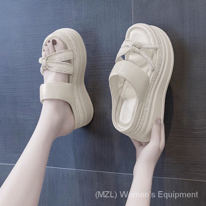 Sandal Đế Xuồng Dày Dặn Phong Cách Thời Trang Mùa Hè Mới 2023