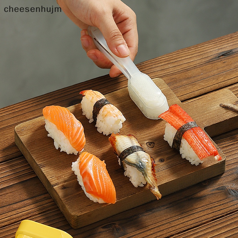 Khuôn Làm Sushi DIY Bằng Nhựa Tiện Dụng Cho Nhà Bếp