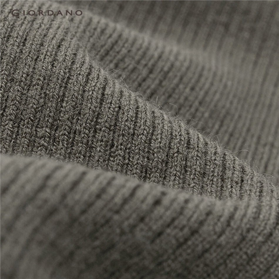 Áo len nữ GIORDANO 13353811 cổ giả màu trơn thời trang