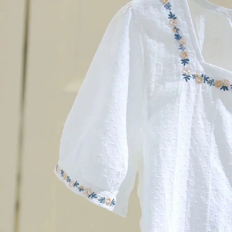 Áo Sơ Mi Ngắn Tay Cổ Vuông Thêu Hoa Thời Trang Mùa Hè Dành Cho Nữ