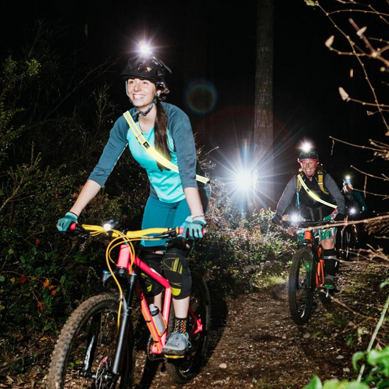 Dây Đai Dắt Bé Đi Bộ Có Đèn LED Phản Quang Có Thể Sạc Lại Tiện Dụng