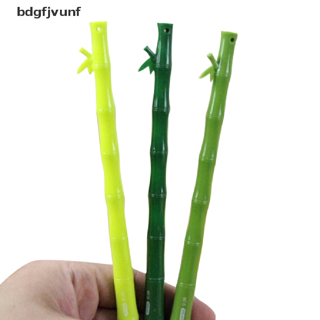 Set 2 Bút Bi Bằng Tre Kiểu Dáng Dễ Thương
