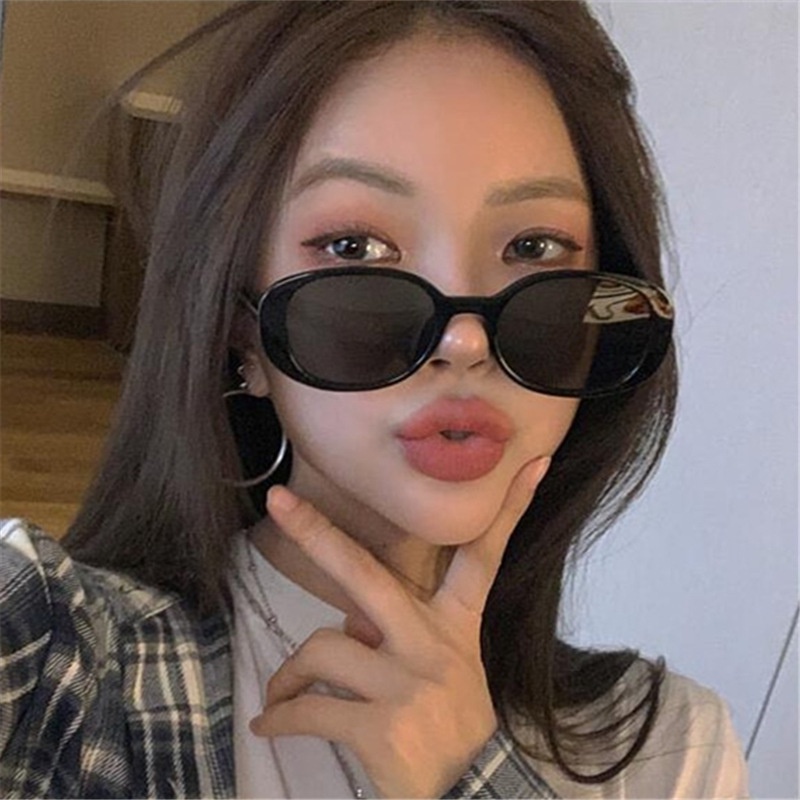 Kính Mát Gọng Vuông Thời Trang Mới Cho Nam Nữ Màu Sắc